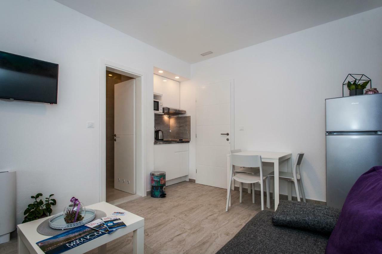 Apartmani Spiline - Mia Baška Voda Екстериор снимка