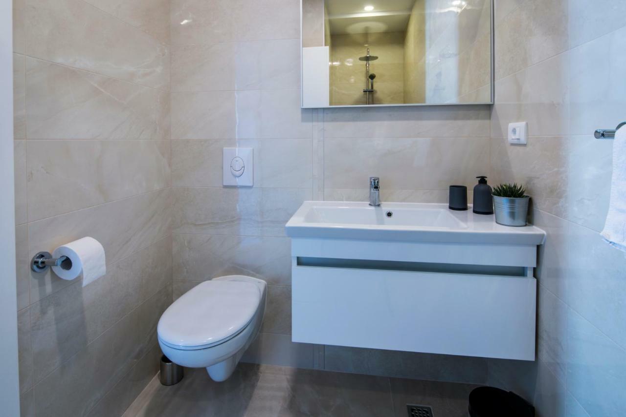Apartmani Spiline - Mia Baška Voda Екстериор снимка